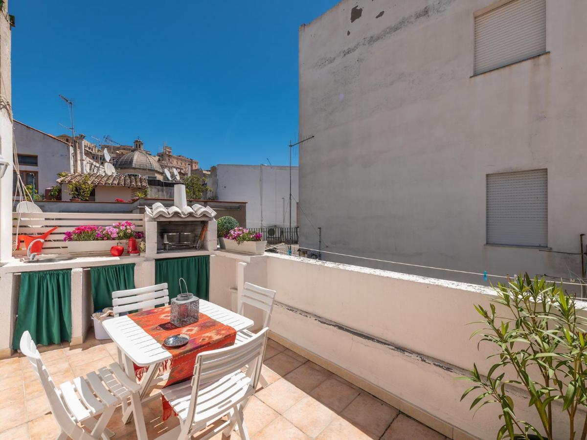 Casa Alla Marina Del Porto Di Cagliari Apartment Exterior photo
